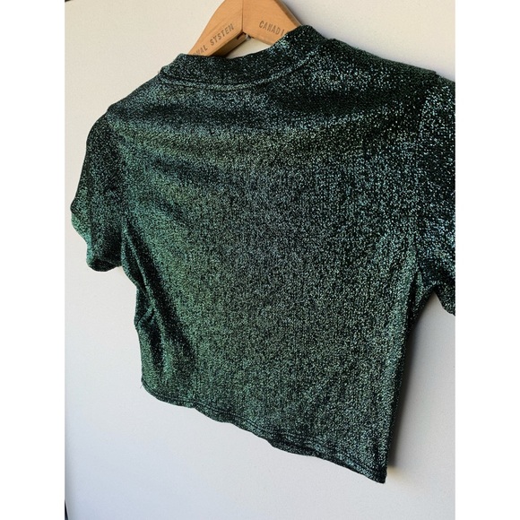 COPY - Size 4, TOPSHOP, shimmery green and black crop top - Picture 6 of 12